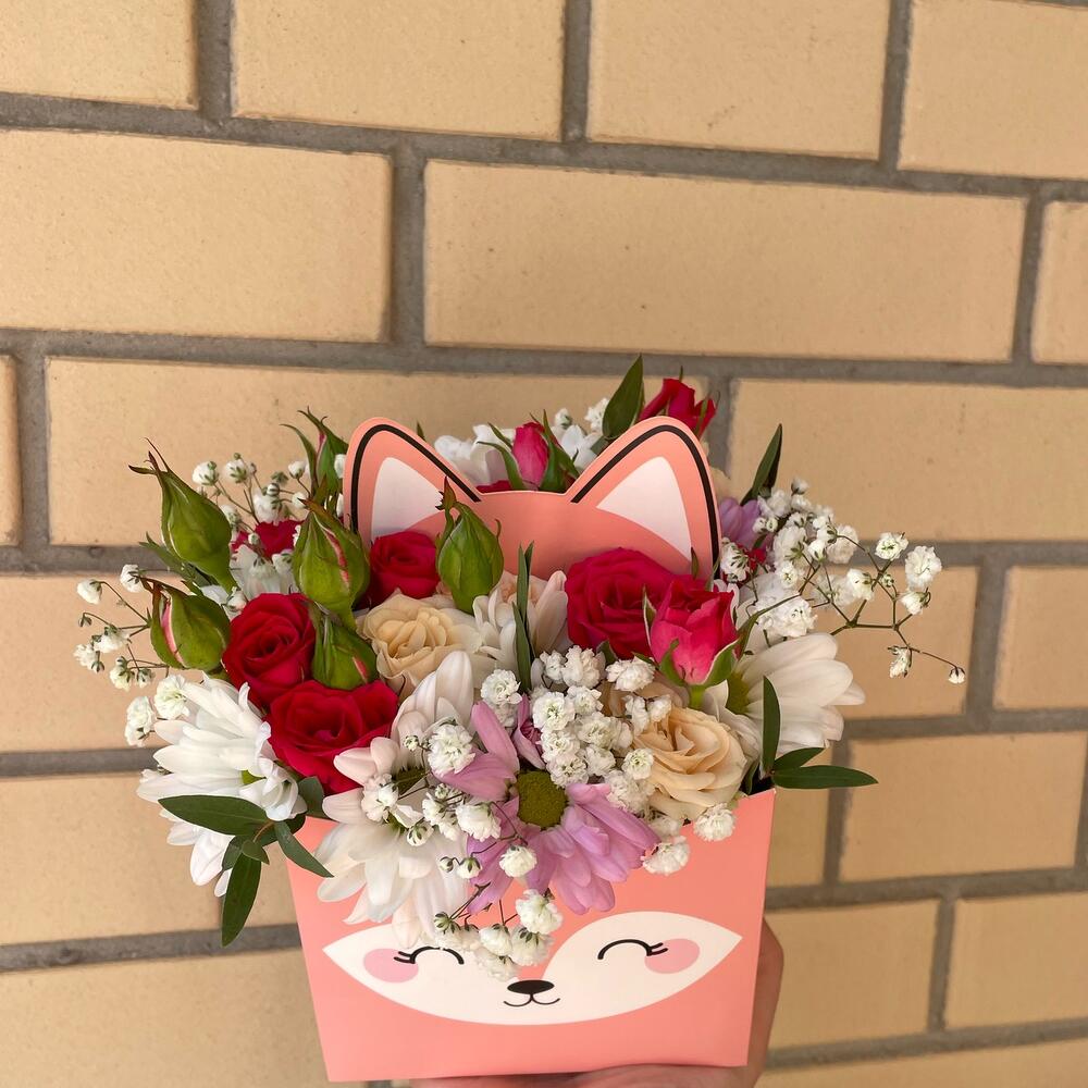 Цветы в коробке «Волнение» Цветы в коробке «Волнение»